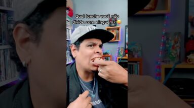 Quando alguém me pede meu lanche preferido. 🤷🏻‍♂️🤣