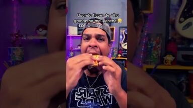 Comente quem tenta pegar seu lanche!😤🤣