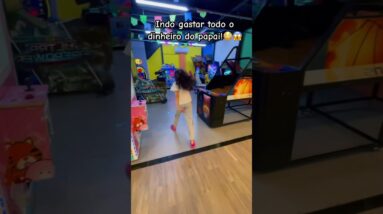 Gastando o dinheiro do papai!😜🤑💰💸🙆🏻‍♂️