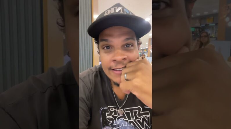 Você já pediu pizza pra receber no shopping?